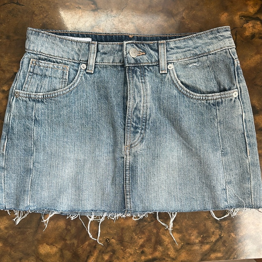 Zara light wash denim skirt